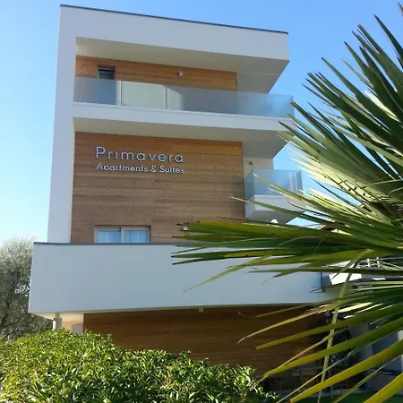 Primavera Apartmentsuites-3